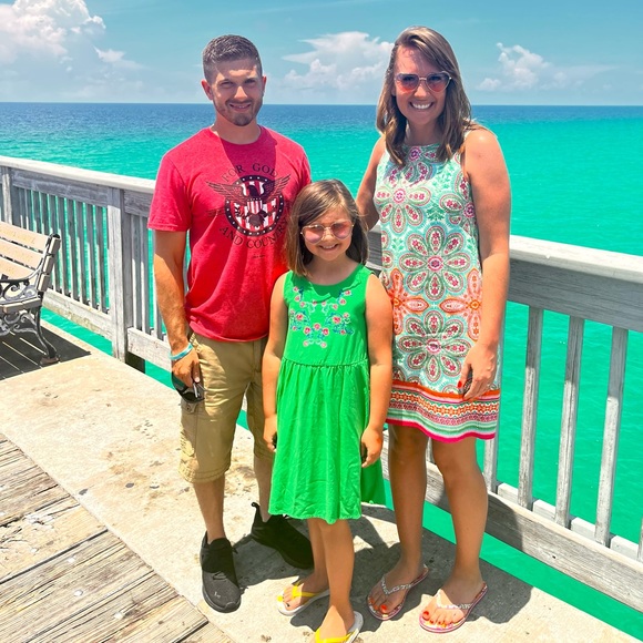 Meet your Posher, Katelynn - Picture 3 of 16